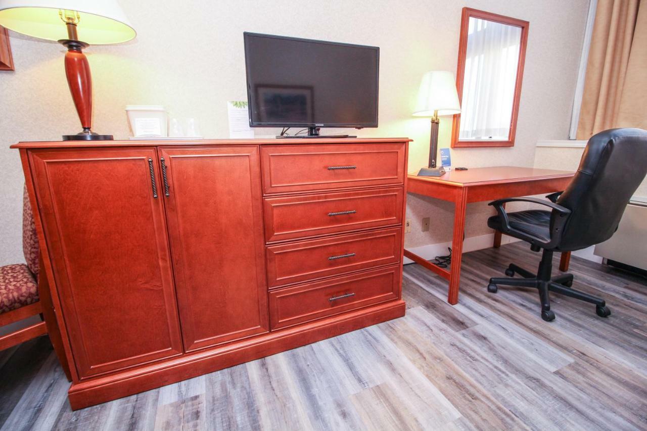 Comfort Inn & Suites Victoria Eksteriør billede
